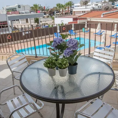Na101 Apartment